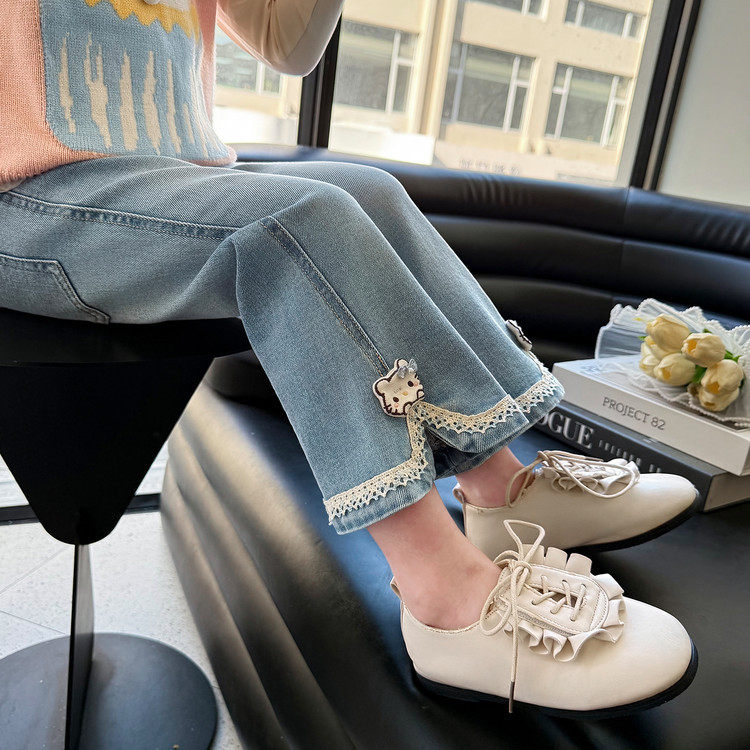 女童牛仔裤春装2026新款中小童开叉花边裤子春秋款儿童微喇叭裤