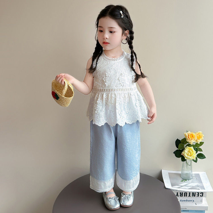 女小童蕾丝套装夏季2026新款宝宝花边背心夏装小女孩阔腿裤两件套
