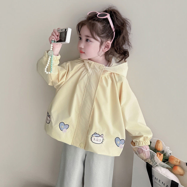 女童春装外套2026新款春秋儿童洋气风衣女宝宝春季韩版时髦冲锋衣
