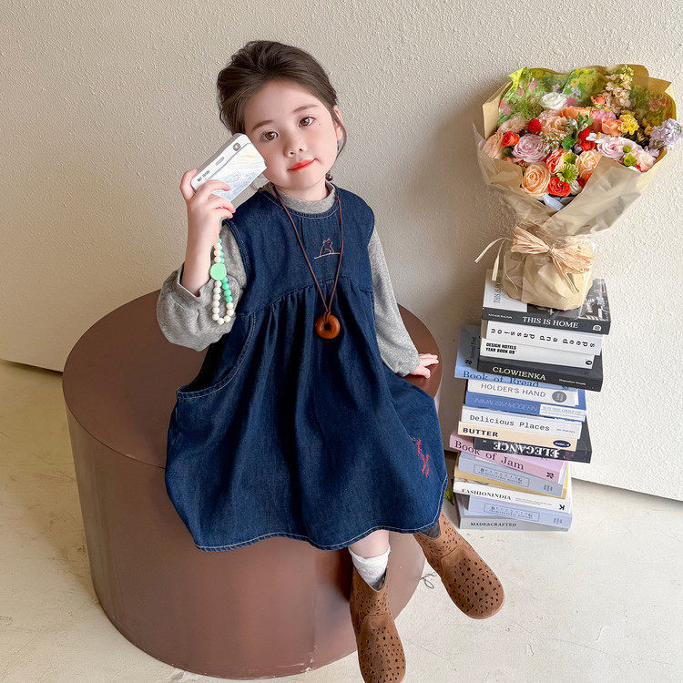 女童套装2026新款儿童春春款洋气女宝宝春季时髦牛仔背心裙两件套