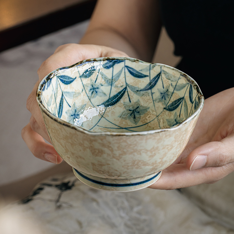 日本进口桔梗花4.5英寸花边小碗