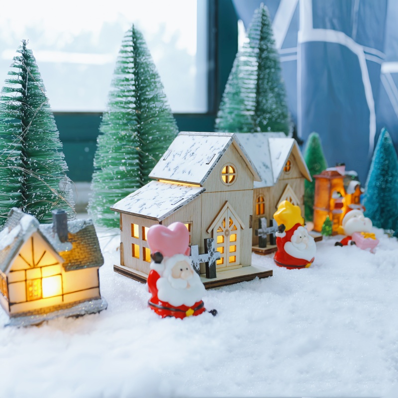 圣诞节气氛场景布置圣诞老人雪娃发光小木屋微景观造景桌面小摆件