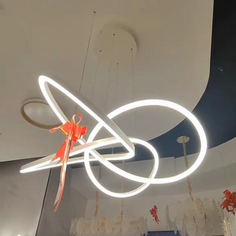 实体店同款客厅吊灯舞奶油餐厅灯