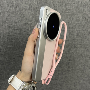 时尚 三只鱼 x200ultra手机壳新款 适用vivox300pro 轻奢防摔全包保护套男女 韩系素皮纹相机壳樱花粉手提绳