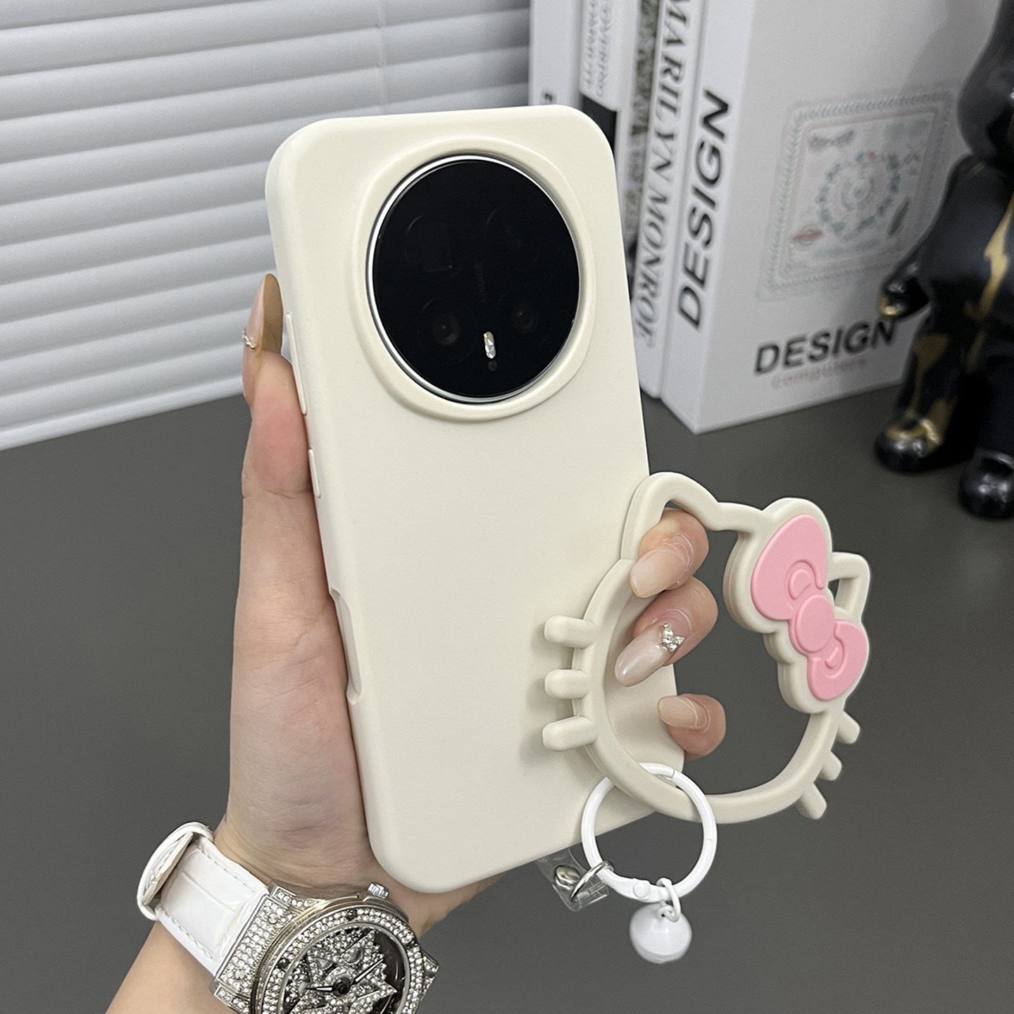 三只鱼【韩系液态硅胶古董白手提环】适用于荣耀magic8/7/6pro/x70/60手机壳新款卡通可爱防摔全包保护套男女,3C数码配件,手机保护套/壳,淘宝优惠券,粉丝福利购,淘宝优惠卷