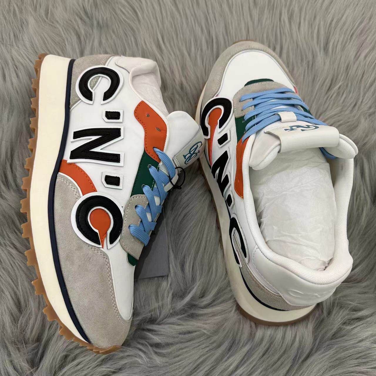 CNC男鞋2023年新款现货进口牛皮字母LOGO休闲时尚轻奢运动鞋