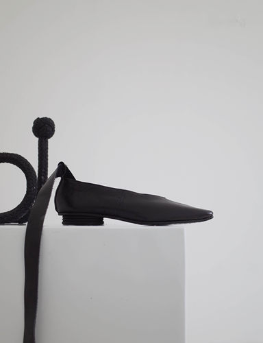 原创风设计师V口绑带鞋