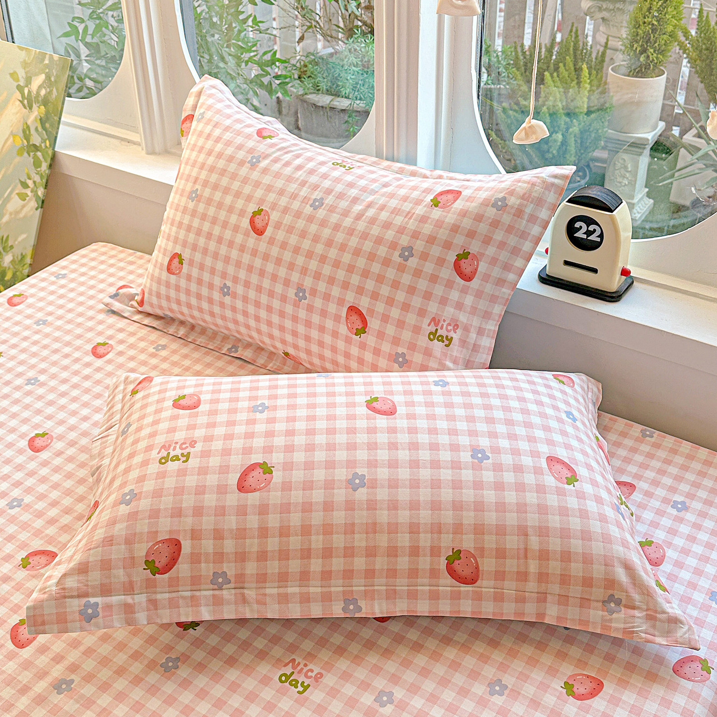 粉格草莓全棉枕套一对装48x74cm单人枕头内胆罩纯棉枕芯套枕罩2只
