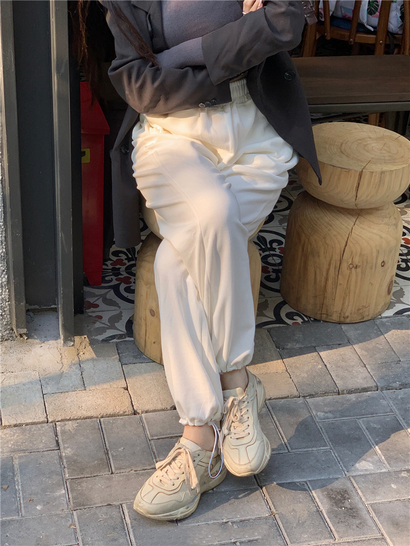 Real price T-shirt, T-shirt, drawstring, legged knitted sports pants and trousers + grey suit coat