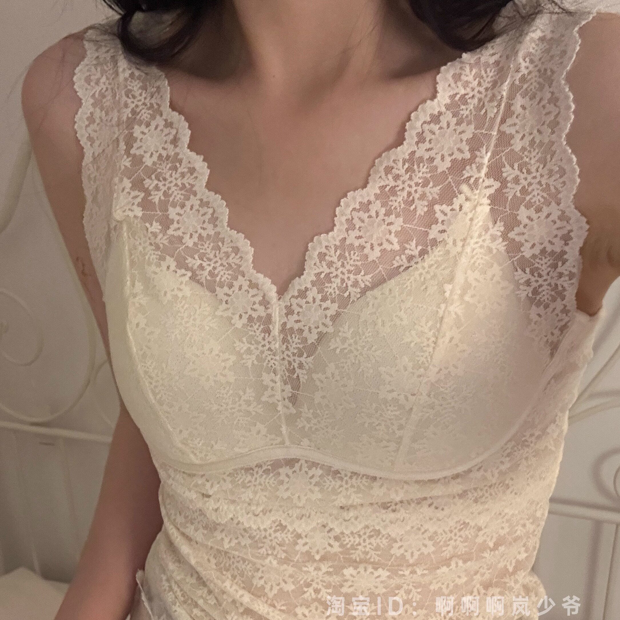 白色内搭带乳胶胸垫爆款大码蕾丝吊带打底背心美背夏天薄文胸一体