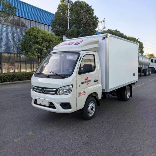 福田祥菱M1厢式货车3.2米后双胎冷藏车拉牛羊肉水果冷链运输车
