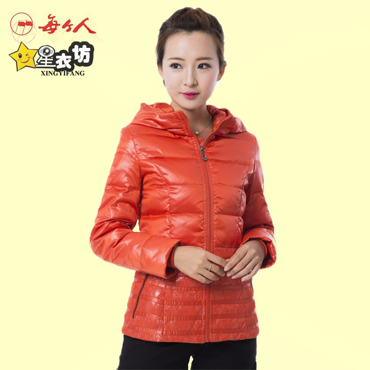 每个人/祝伟羽绒服九成品衣皮女时尚短款半成品222款在类目 女装/女士精品, 羽绒服中 - 来自Buy2taobao.com提供专业的淘宝代购服务