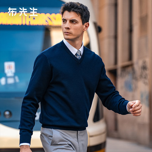 布先生双层保暖羊毛V领针织衫