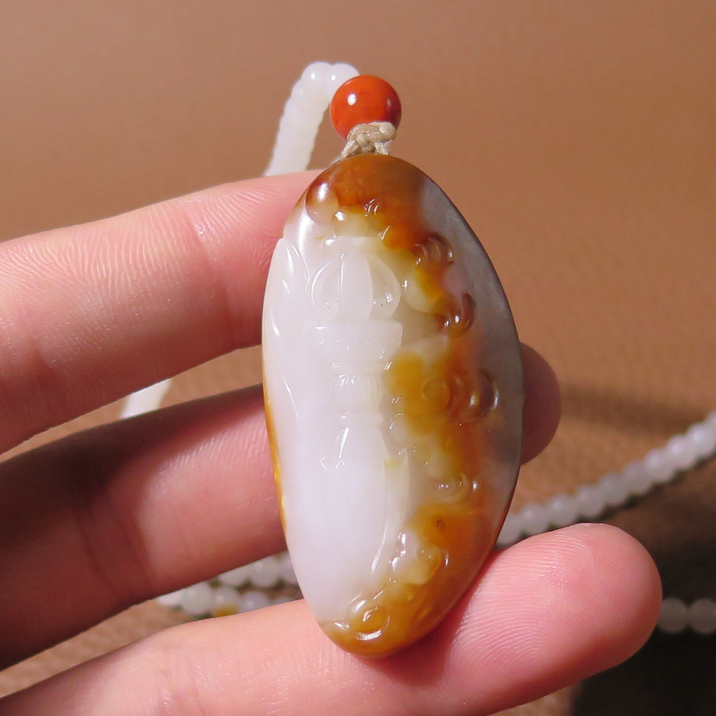 不买就亏方言和田玉俄籽珍稀一眼真红沁红皮羊脂玉不动明王吊坠X7