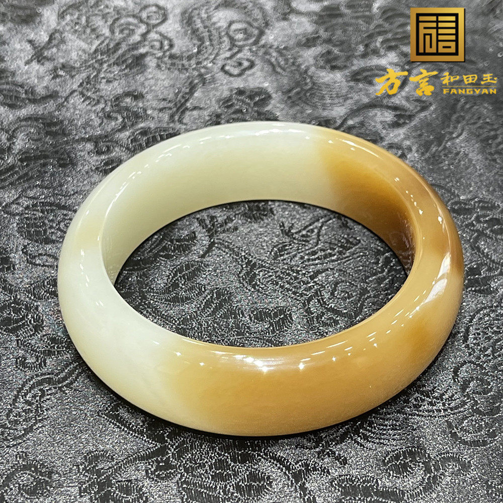 稀方言和田玉收藏级新疆且末红糖暖白肉糖细肉细内径58MM手镯S9