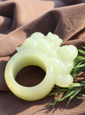 新疆且末黄口财福两旺22mm扳指