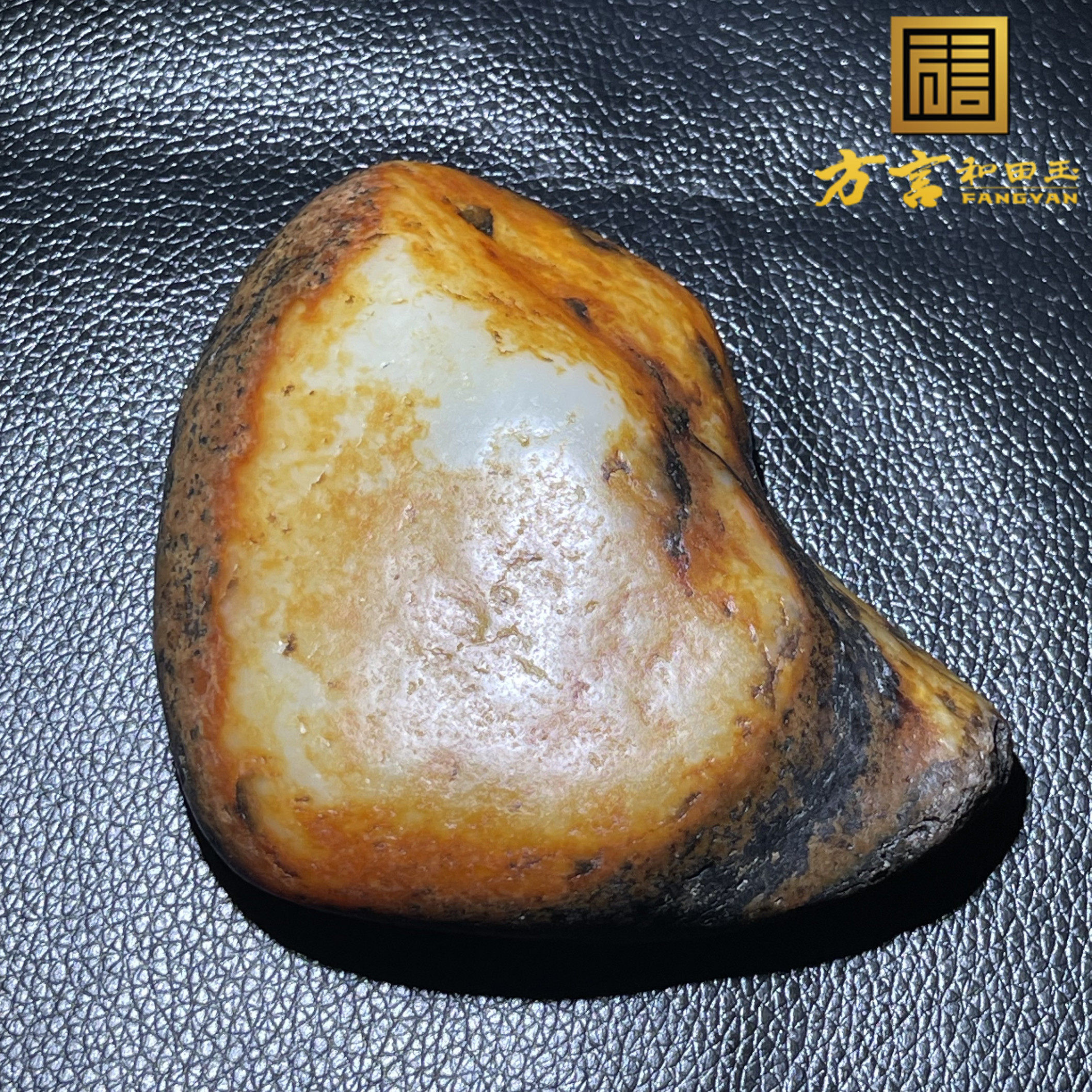 稀少方言和田玉藏品级精美推荐俄籽料老气红沁油皮羊脂白把件S9