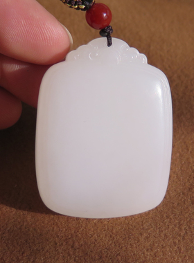 惊呆了方言和田玉精品特色俄老料高脂油糯白玉平安无事牌吊坠X5