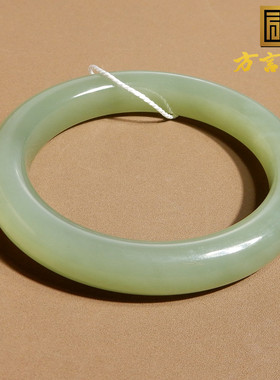 青海和田玉老坑冰细晴水底手镯