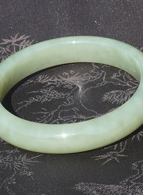 和田玉新疆油润高脂青黄口料手镯