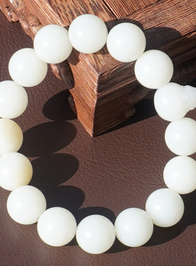 方言和田玉俄料细润白玉带糖手串