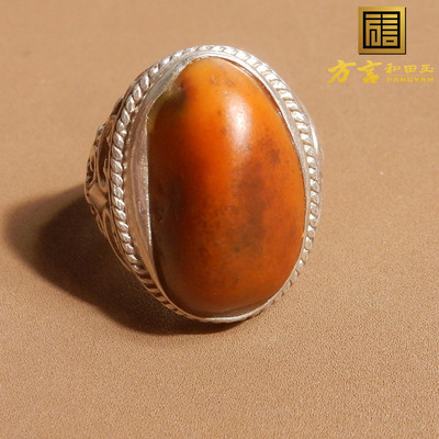 方言戒指和田玉金包银黄沁籽料