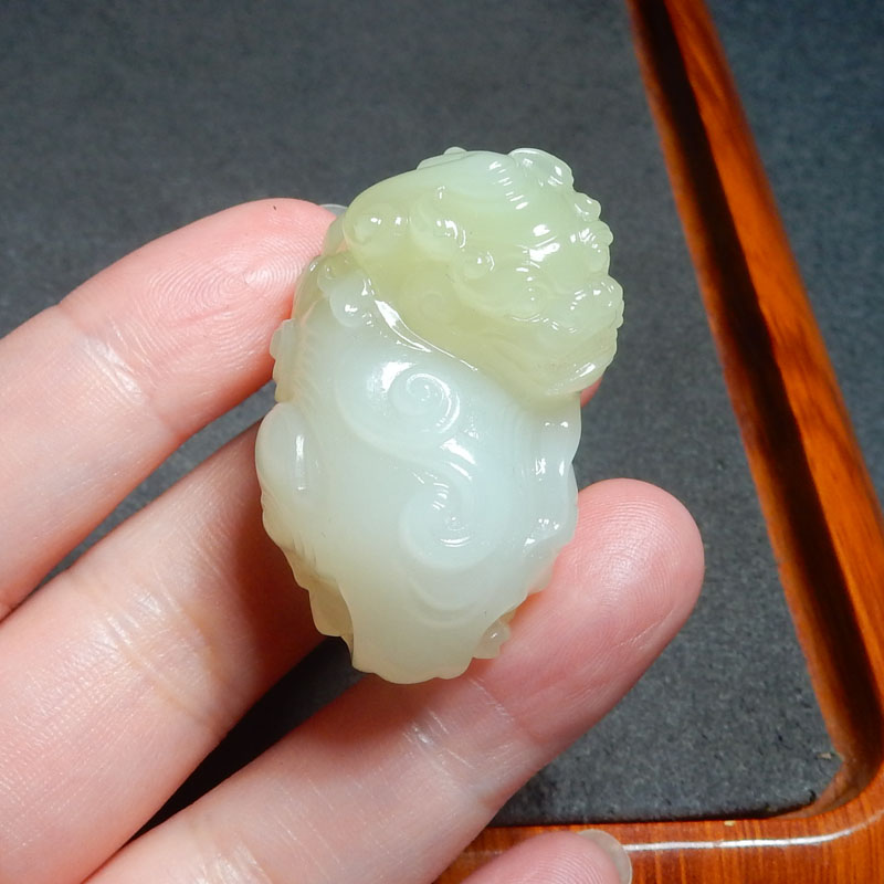 惊呆了方言和田玉新疆且末料特色冰底黄口无结构貔貅吊坠挂件X3