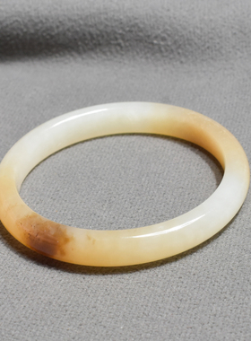 新疆且末料糖白玉52mm正装玉手镯