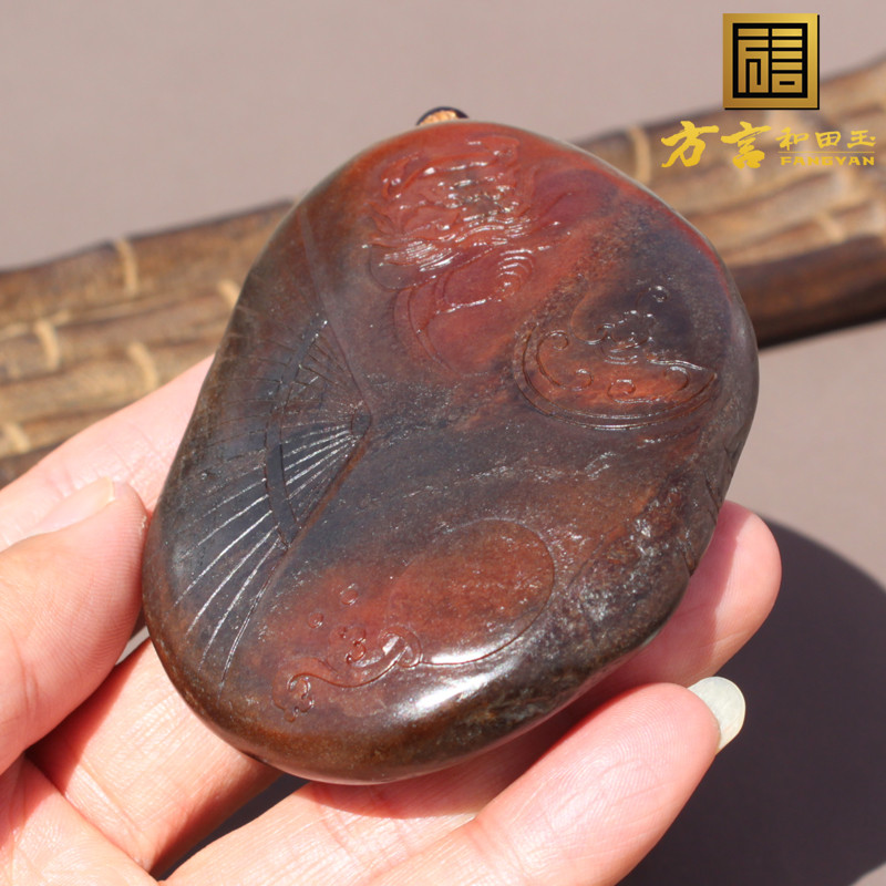 红沁籽料神态炯炯钟馗把件摆件