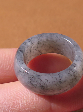 放大漏方言和田玉新疆玉龙河点墨青花籽料内径20mm戒指扳指X7