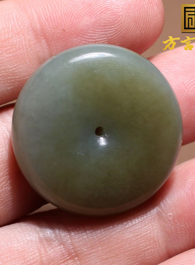 大清仓方言和田玉精品新疆且末蓝色基调玉特色一口糖平安扣吊坠N4