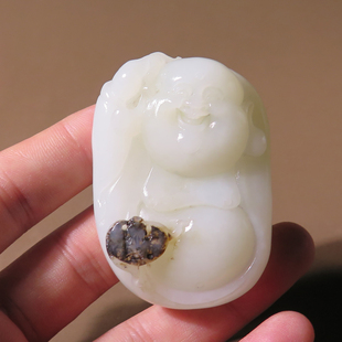 震撼来袭方言和田玉俄籽料黑油皮黑白分明笑佛手把件吊坠X7