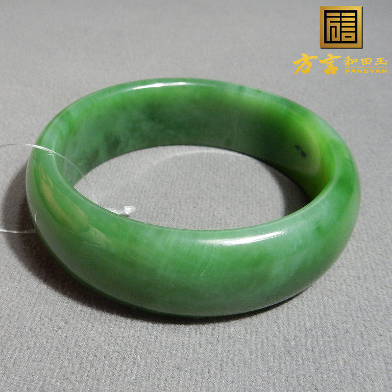 方言和田玉收藏级俄料老坑碧玉辣阳绿高细高油内径58mm宽条手镯w4