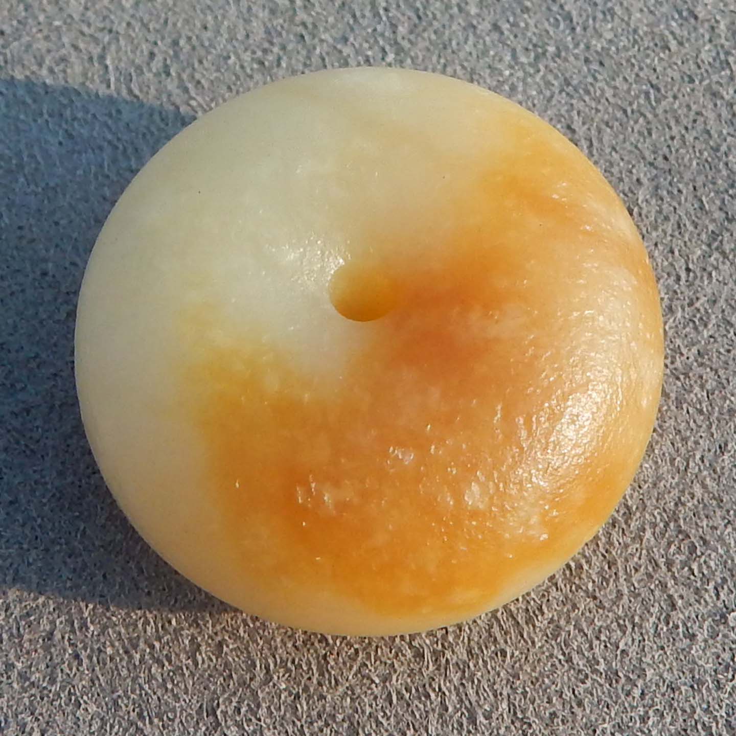 嗨了方言精品和田玉新疆且末料温润细腻红糖白玉老光工艺玉吊坠s2