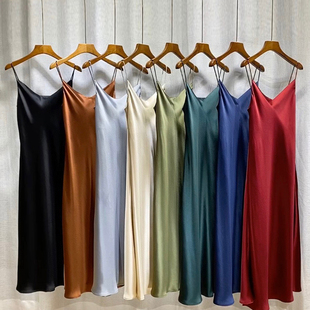 高级感真丝三醋酸缎面吊带连衣裙女早春装内搭修身显瘦中长款裙子