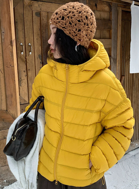 超好看90白鸭绒黄色排骨羽绒服女短款2025新款连帽轻薄保暖冬外套