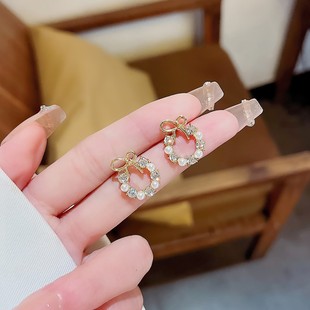 蝴蝶结花环耳环韩国气质网红女士耳钉银针2024新款 潮高级感耳饰品