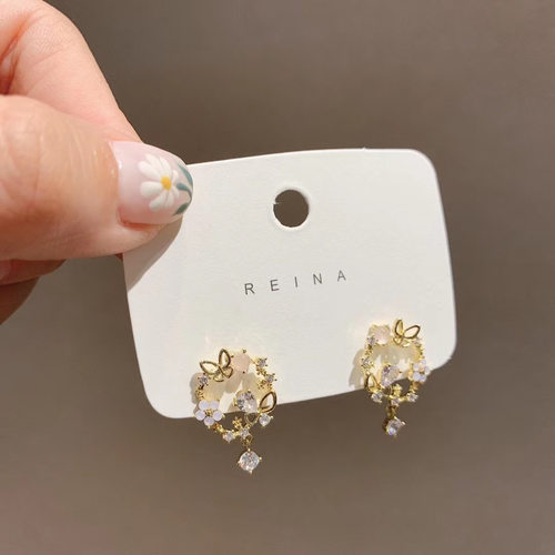 韩国东大门小清新蝴蝶镂空花朵