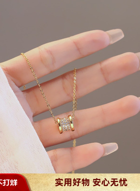 小蛮腰钛钢项链女精致锆石