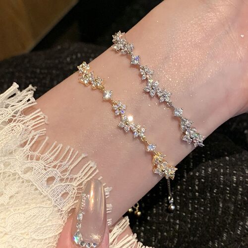 爆闪樱花锆石抽拉手链小众百搭潮