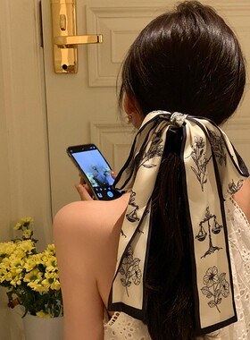 新中式缎面花朵蝴蝶结飘带发圈