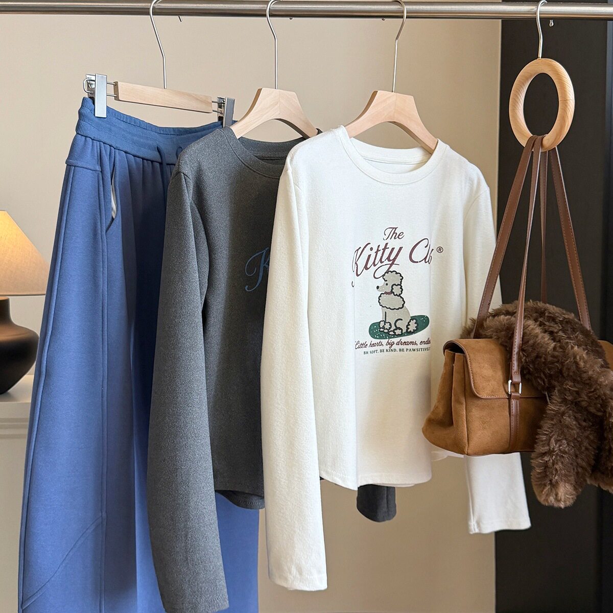 韩版趣味卡通印花加厚得绒长袖t恤女秋冬款修身减龄显瘦打底上衣