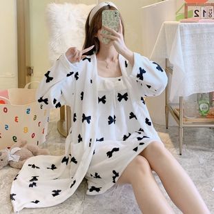 睡衣珊瑚绒女款2025新款冬天小个子加绒毛爆款法兰绒薄款睡袍浴袍