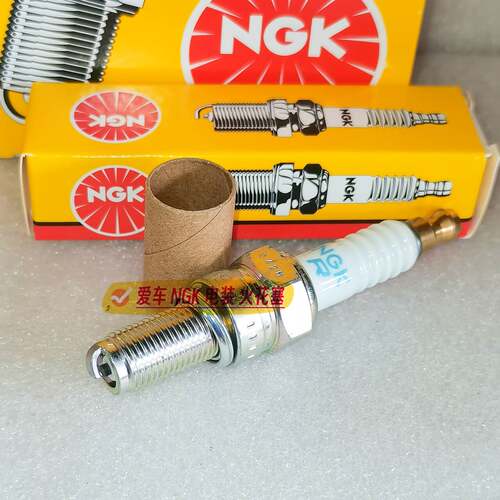 NGK电阻CR9E火花塞适应黄龙600雅马哈四冲摩托艇1050 XV1100CR9EB