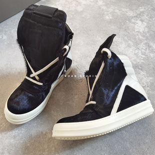 KOAN家2021新马毛倒三角前黑后白厚底鞋情侣增高鞋