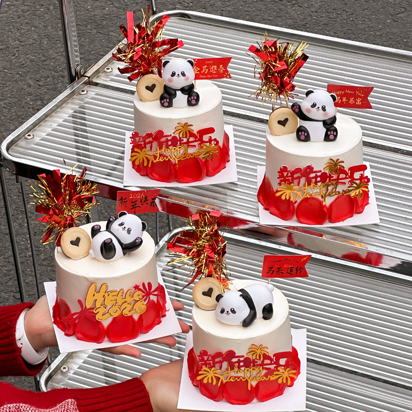 金马迎春蛋糕装饰插牌可爱国宝熊猫hello2026新年礼花亚克力插件