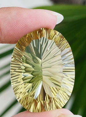 天然大颗粒原石柠檬晶黄水晶千禧切割61.4CT尺寸24*32.6*13.9MM