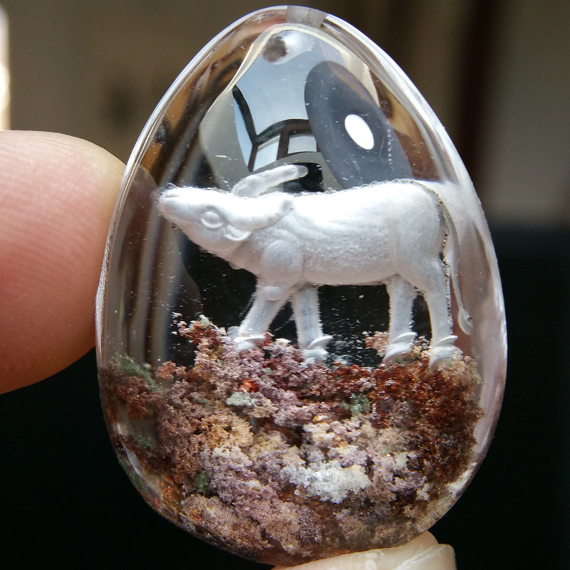 天然水晶吊坠十二属相牛水晶吊坠项坠背雕牛水晶挂件幽灵雕件水晶