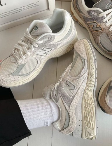 New Balance NB 2002R舒适百搭防滑耐磨低帮跑步鞋M2002REK