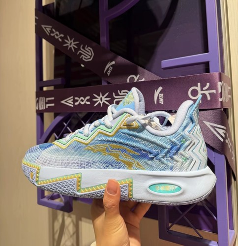 安踏欧文2代KAI2氮科技低帮实战耐磨透气篮球鞋男112541111S